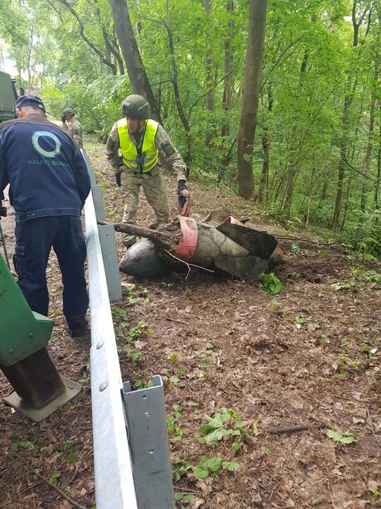 Aleksote aptikta mažiausiai pusšimtis aviacinių bombų