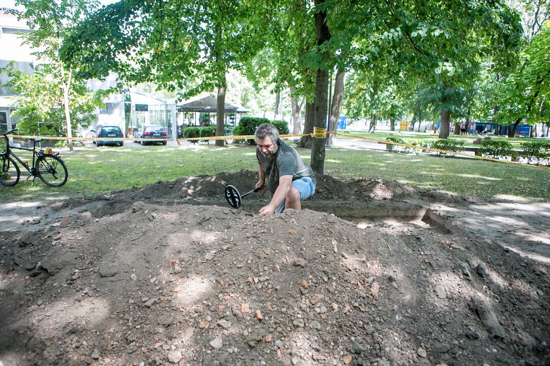 Archeologiniai kasinėjimai Muzikinio teatro sodelyje 