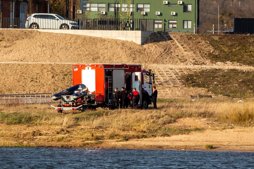 Iš Nemuno Kaune ištrauktas dar vienas skenduolis: upė slėpė tragediją kelias dienas 