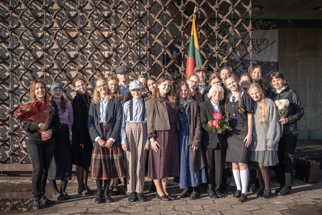 Veikla: Veršvų gimnazijos mokiniai vaidino spektaklyje, skirtame Gedulo ir vilties dienai paminėti Kauno IX forte.