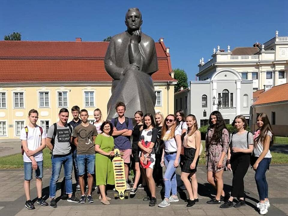 Nesiblaško: lietuvių kalbos ir literatūros mokytoja ekspertė Z.Petraitienė toje pačioje ugdymo įstaigoje dirba jau 36 metus.