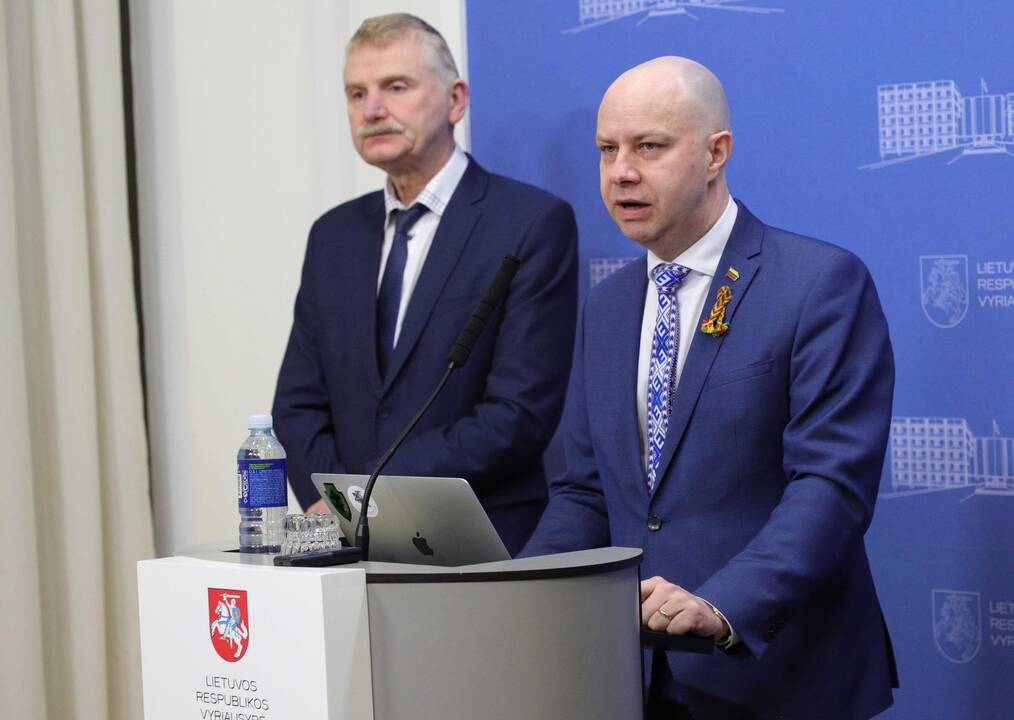 Albinas Naudžiūnas (kairėje) ir Aurelijus Veryga (dešinėje)