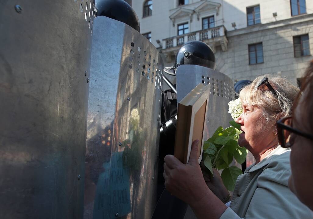 Per A. Lukašenkos gimtadienį – tūkstantinės minios protestas