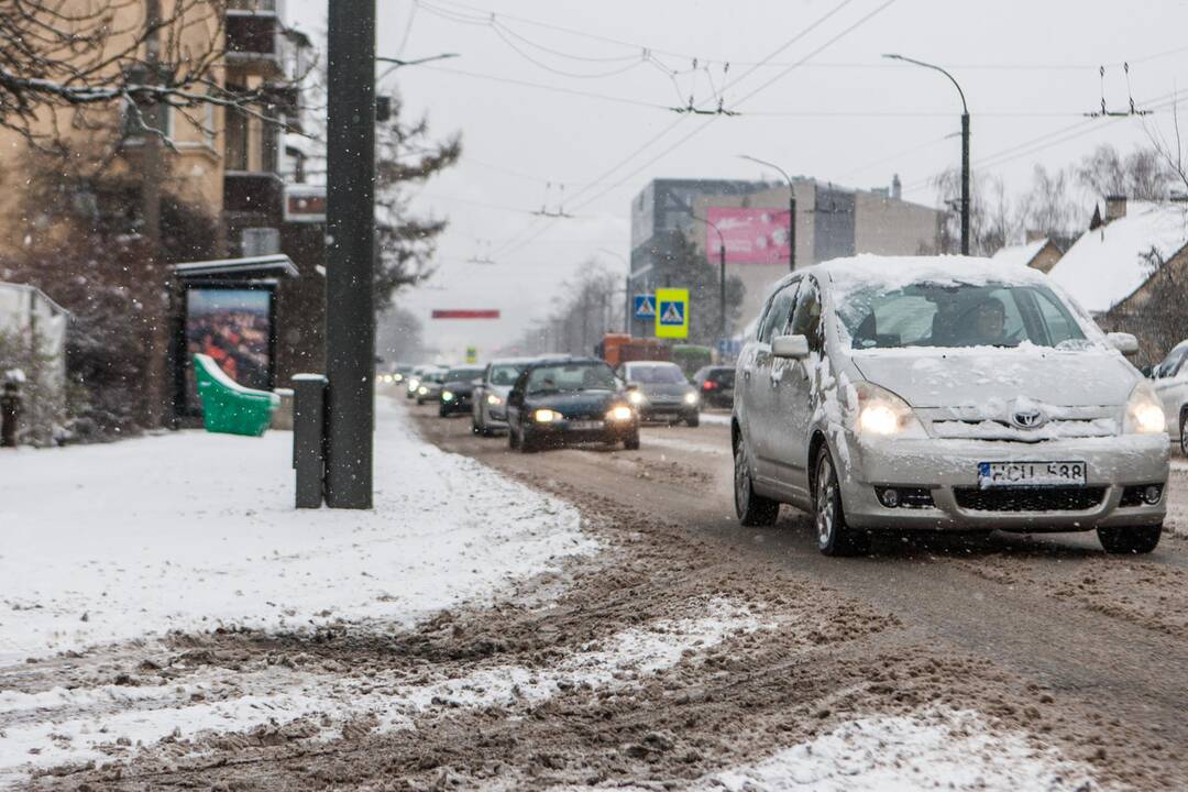 Sudėtingos eismo sąlygos Kaune
