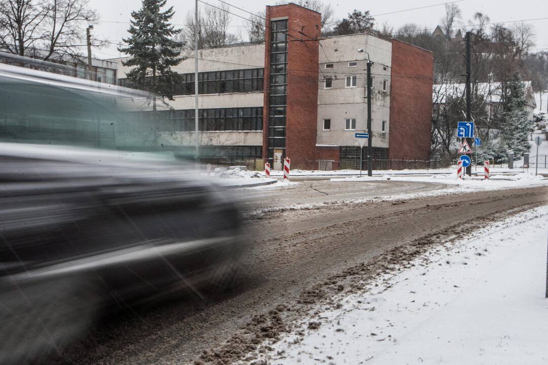 Sudėtingos eismo sąlygos Kaune