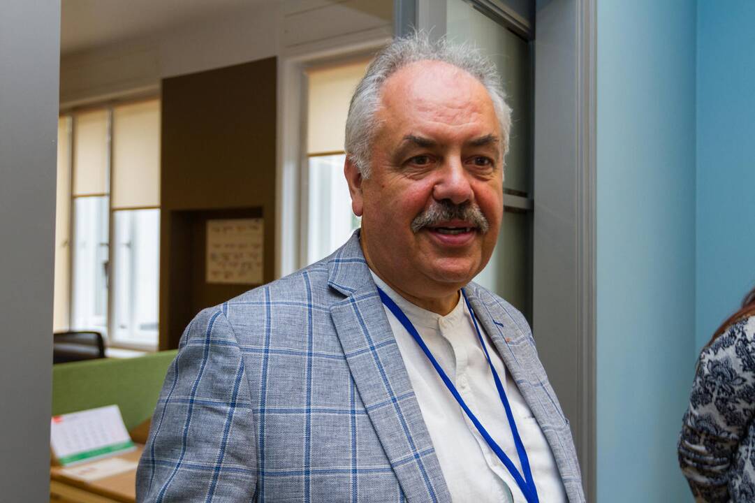 Europarlamentaras L. Mažylis Kaune atidarė savo biurą