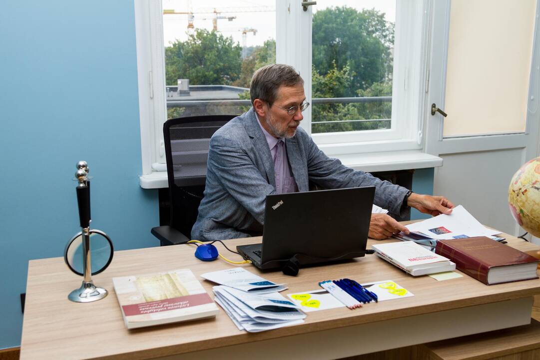 Europarlamentaras L. Mažylis Kaune atidarė savo biurą