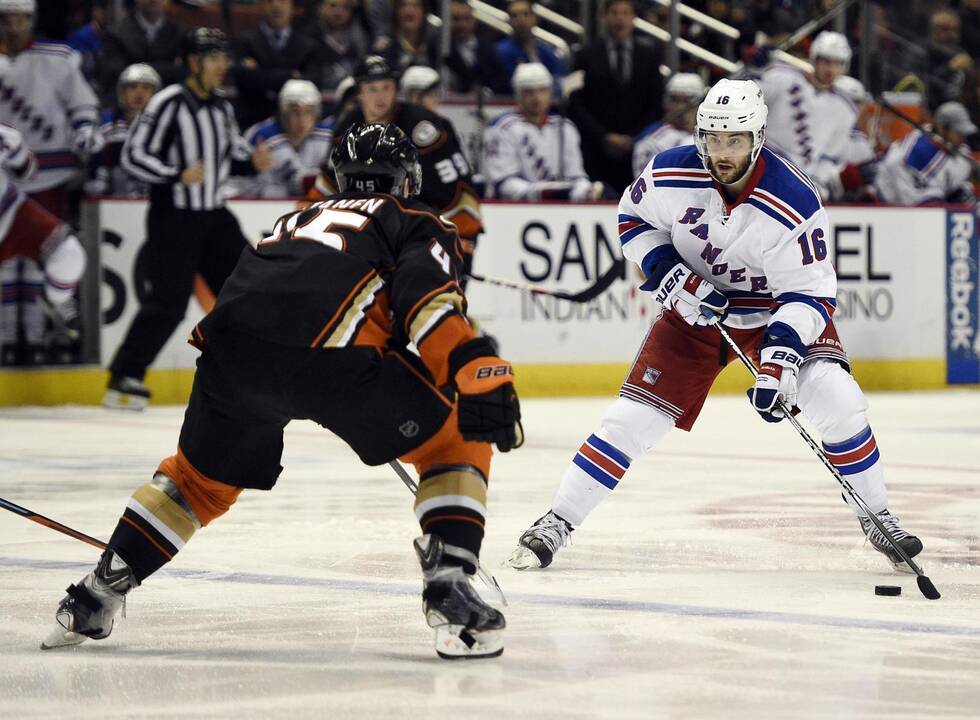 "Rangers" ledo ritulininkai tapo NHL pirmenybių lyderiais