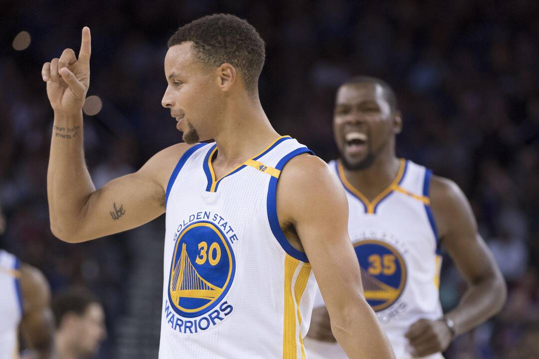 Prieš NBA sezoną geriausiai pasirodė „Golden State Warriors“ komanda