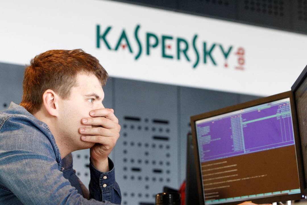 Kremlius pasmerkė JAV draudimą tarnyboms naudoti „Kaspersky Labs“ produkciją