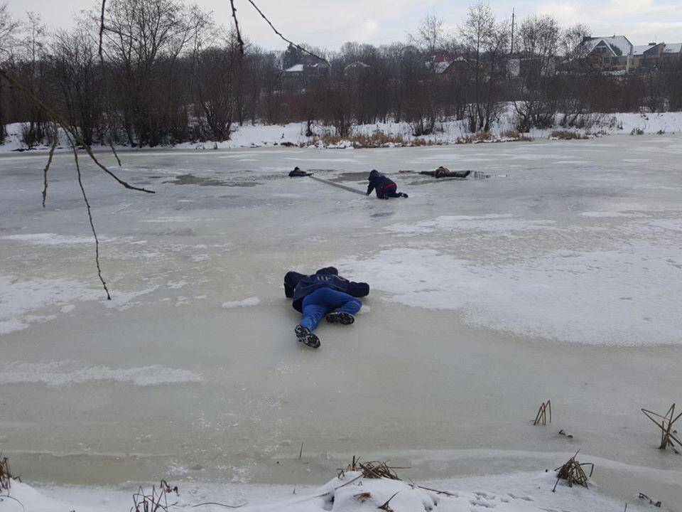 Dangės ledas neišlaikė žvejų