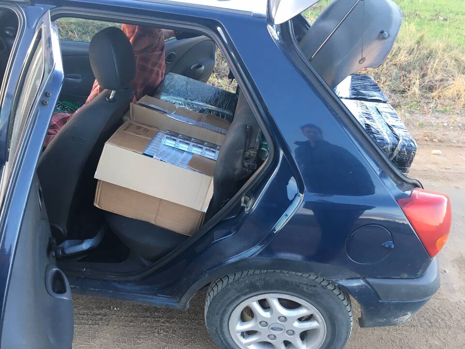 Kontrabandą gabenęs klaipėdietis turės nemalonumų ir su policija