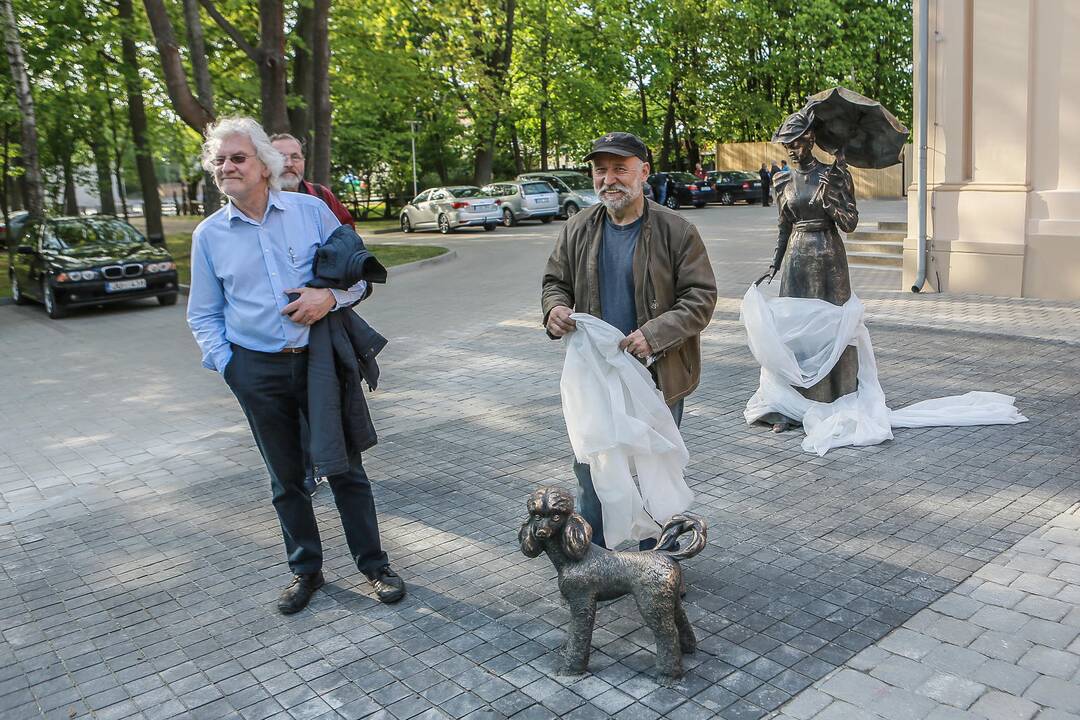 Akcentas: vakar Palangoje atidaryta rekonstruota Grafų Tiškevičių alėja, davusi simbolinį startą kurorto šventei, skelbiančiai vasaros pradžią.