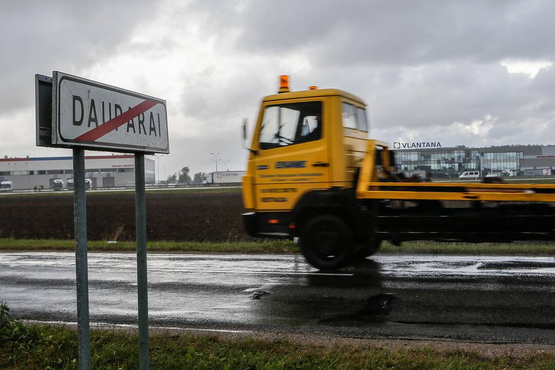 Įtarimai: "Vlantanoje" dirbęs ukrainietis ieškojo, kur Dauparuose apsigyventi, jo tautiečiai iki šiol kelia nerimą vietos gyventojams.