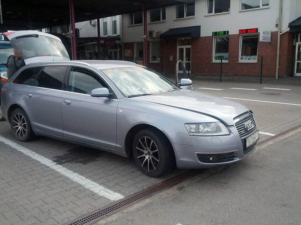 Baltarusis į Lietuvą važiavo Italijoje vogtu automobiliu 