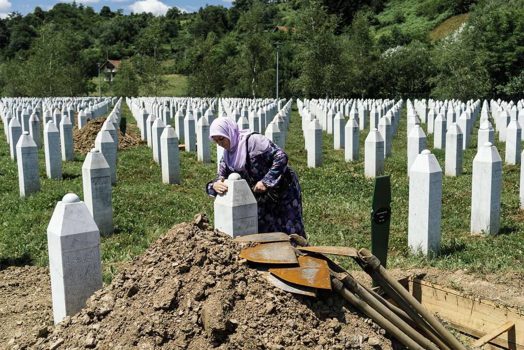 20 metų po genocido Srebrenicoje: politikams vis dar trūksta valios nubausti?