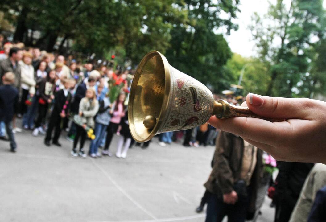 Lietuvoje minimas paskutinis skambutis: šiemet šventė – kitokia