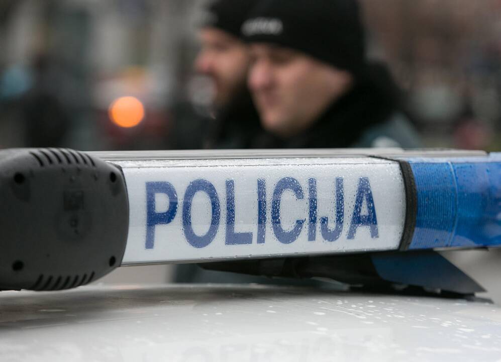 Klaipėdoje smurtavęs vyras priešinosi pareigūnams