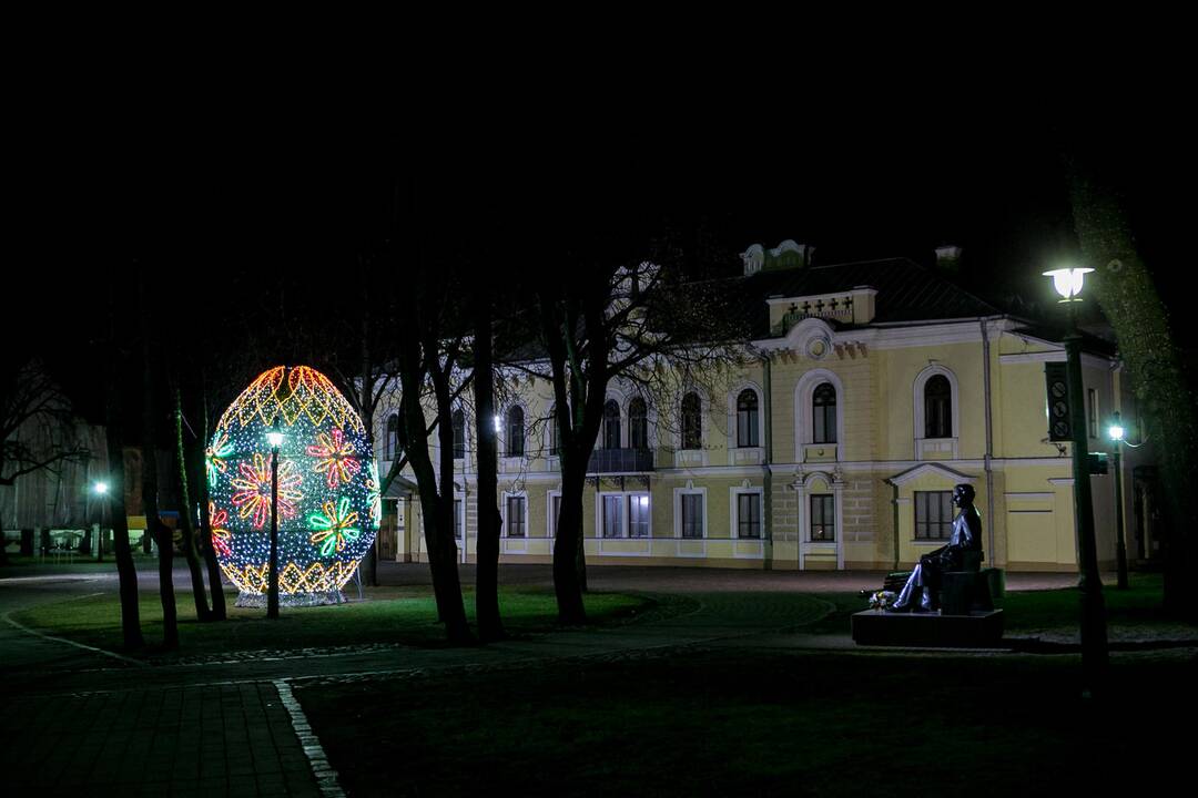 Velykoms pasipuošęs Kaunas