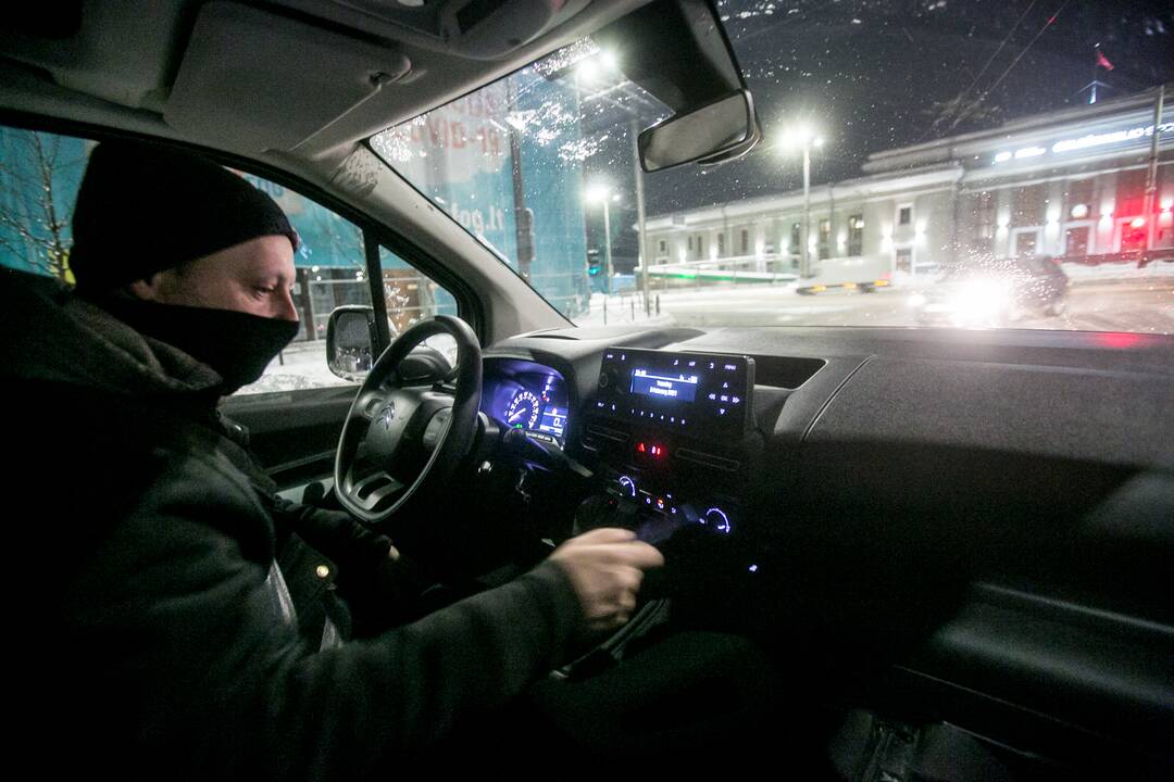 Kaip vyksta naktinis Kauno kelių valymas