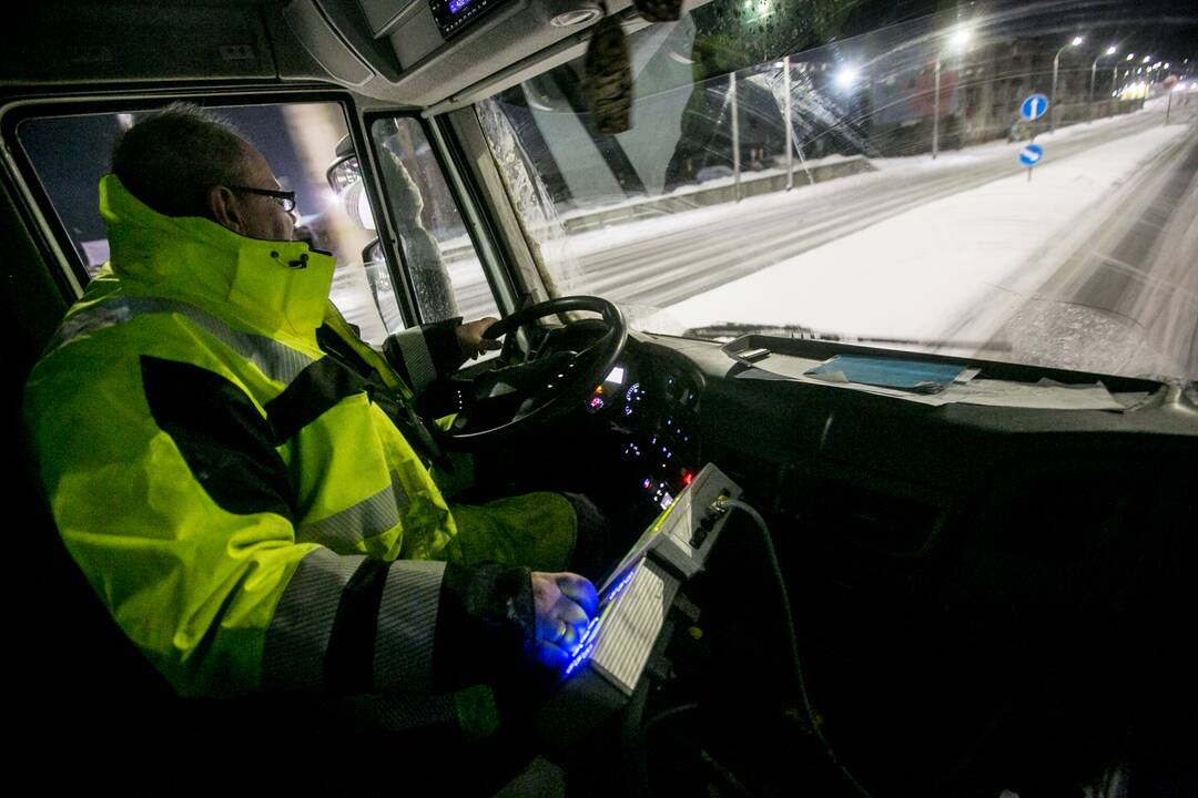 Kaip vyksta naktinis Kauno kelių valymas