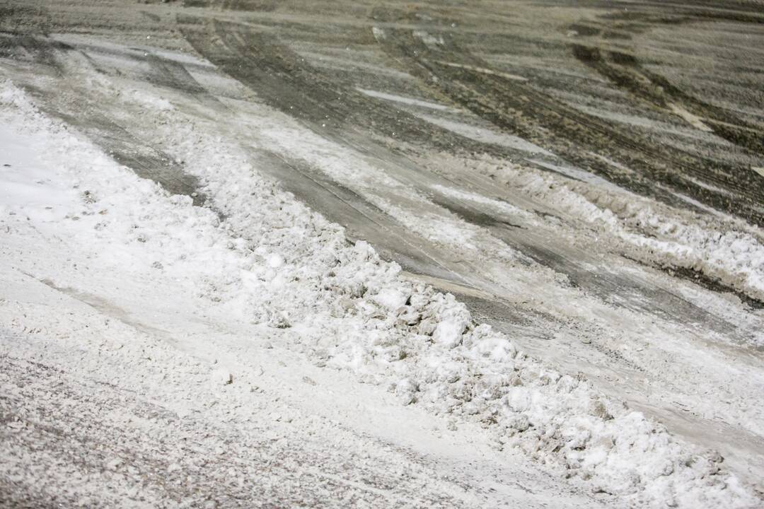 Kaip vyksta naktinis Kauno kelių valymas