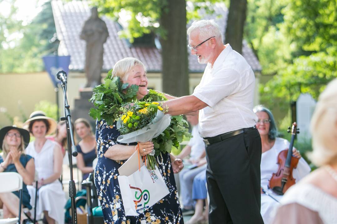 Pagerbta „Poezijos pavasario“ laureatė D.Zelčiūtė