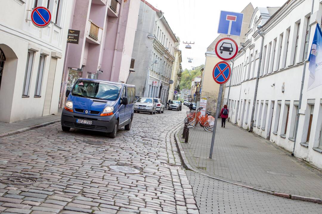 Senamiestyje vairuotojai nepaiso kelio ženklų