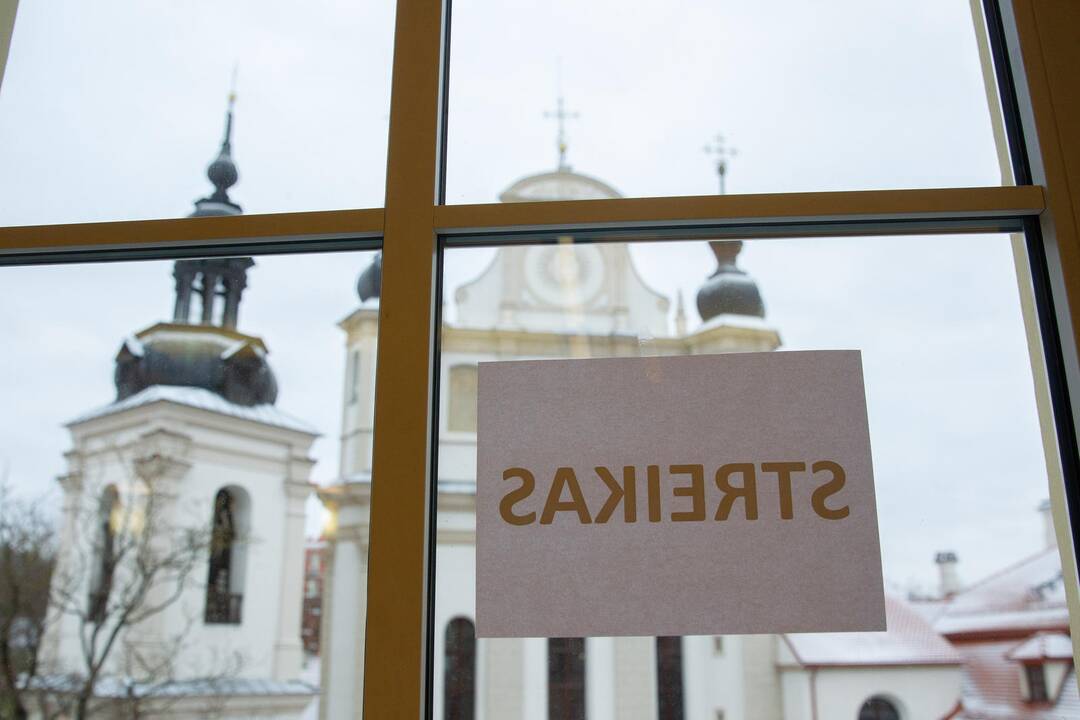 Mokytojų streikui palaikymą reiškia ir mokyklų vadovai