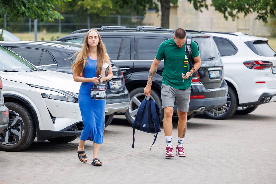 Lietuvos krepšinio rinktinės nariai renkasi į stovyklą