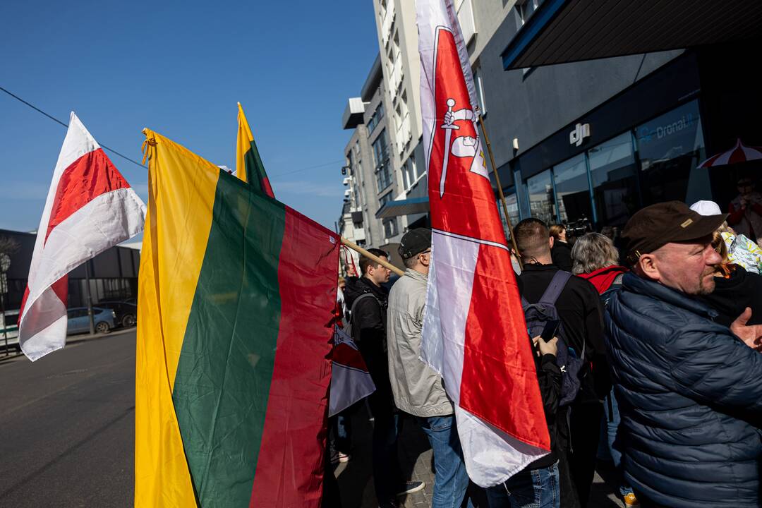 Protestas prie Baltarusijos ambasados