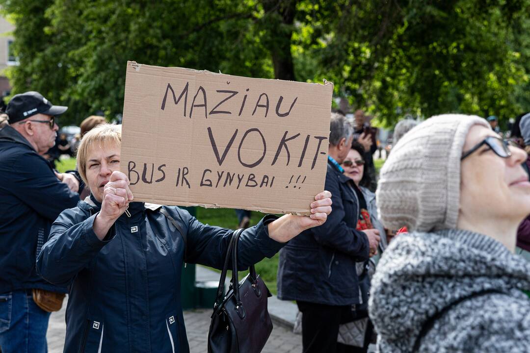 Protestas prieš NT mokestį prie Seimo