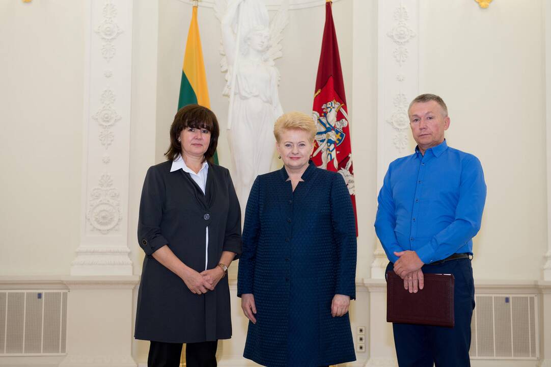 Prezidentė įteikė Žūvančiųjų gelbėjimo kryžius