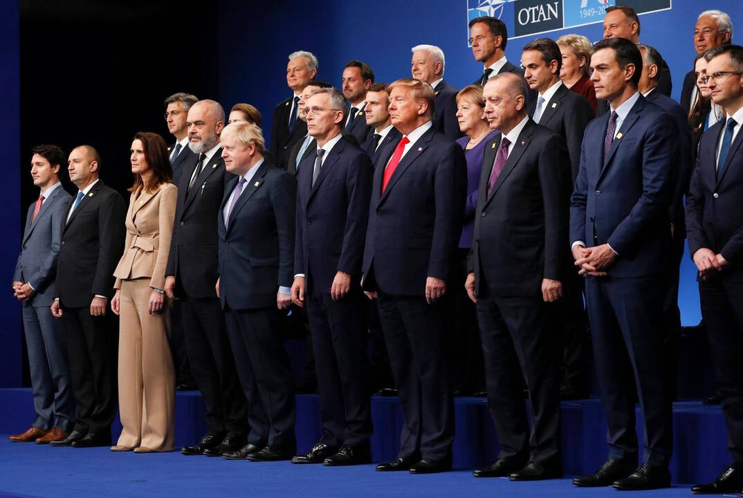 NATO viršūnių susitikimas Londone