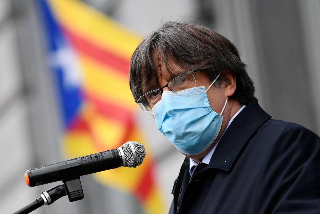 Carlesas Puigdemont'as