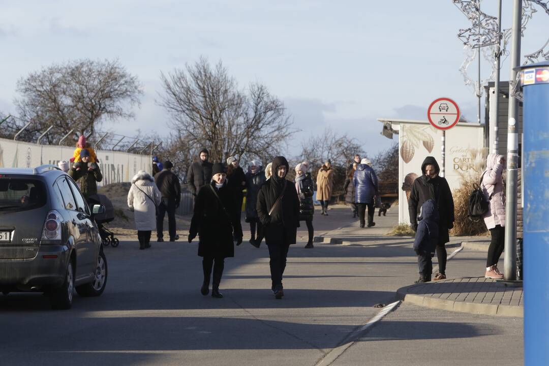 Eismas: melnragiškiai laukia, kas sutramdys naktimis mašinomis raižančius triukšmadarius.