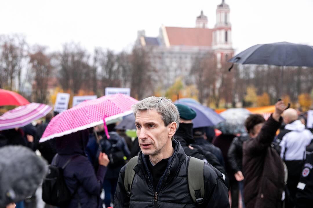 Mitingas už šnipinėjimą nuteistam A. Paleckui palaikyti