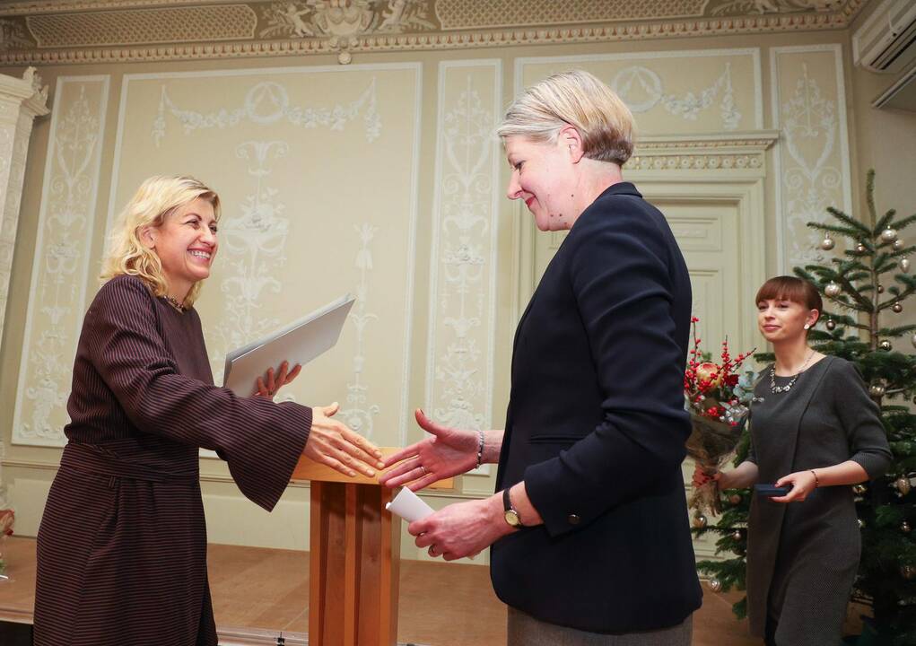 Kultūros ministerijoje įteiktos premijos
