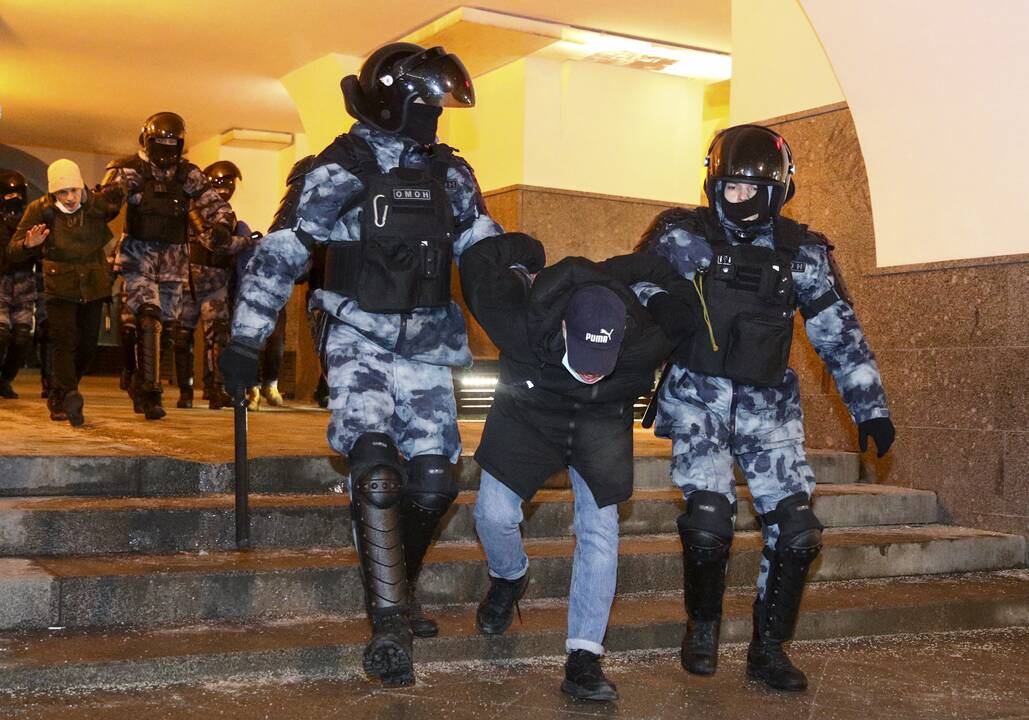 Rusijoje tęsiasi A. Navalno šalininkų protestai