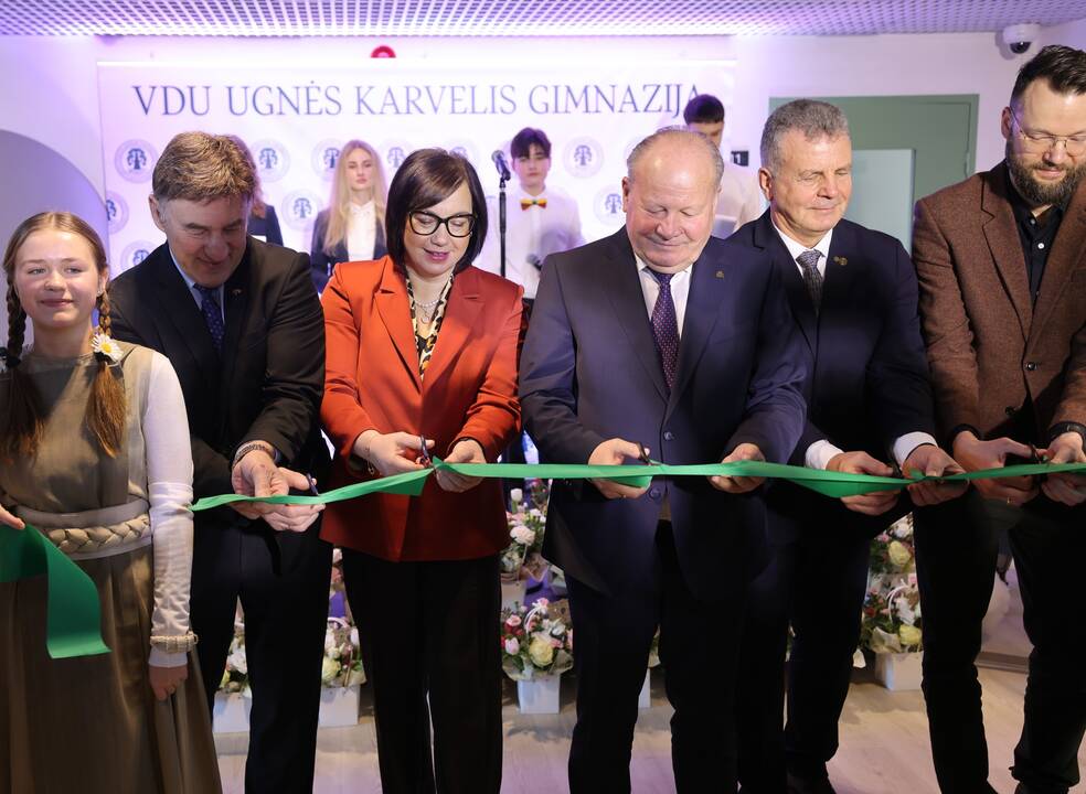 Įkurtuvės VDU Ugnės Karvelis gimnazijoje