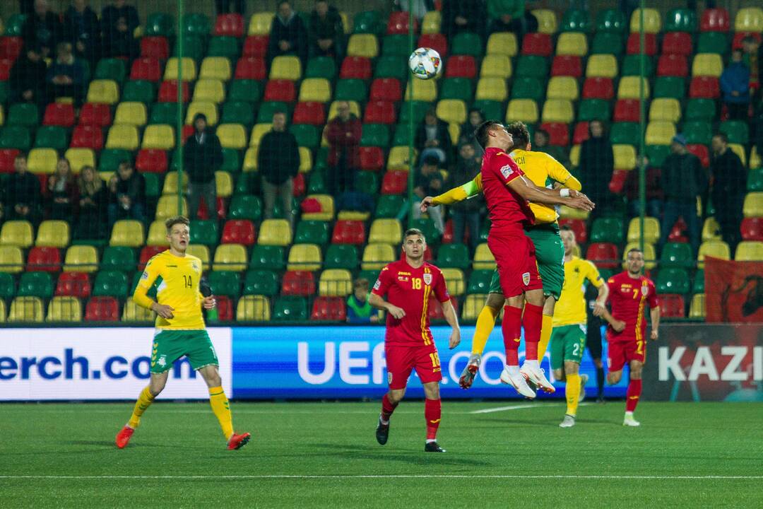 Futbolas: Lietuva-Rumunija 1:2