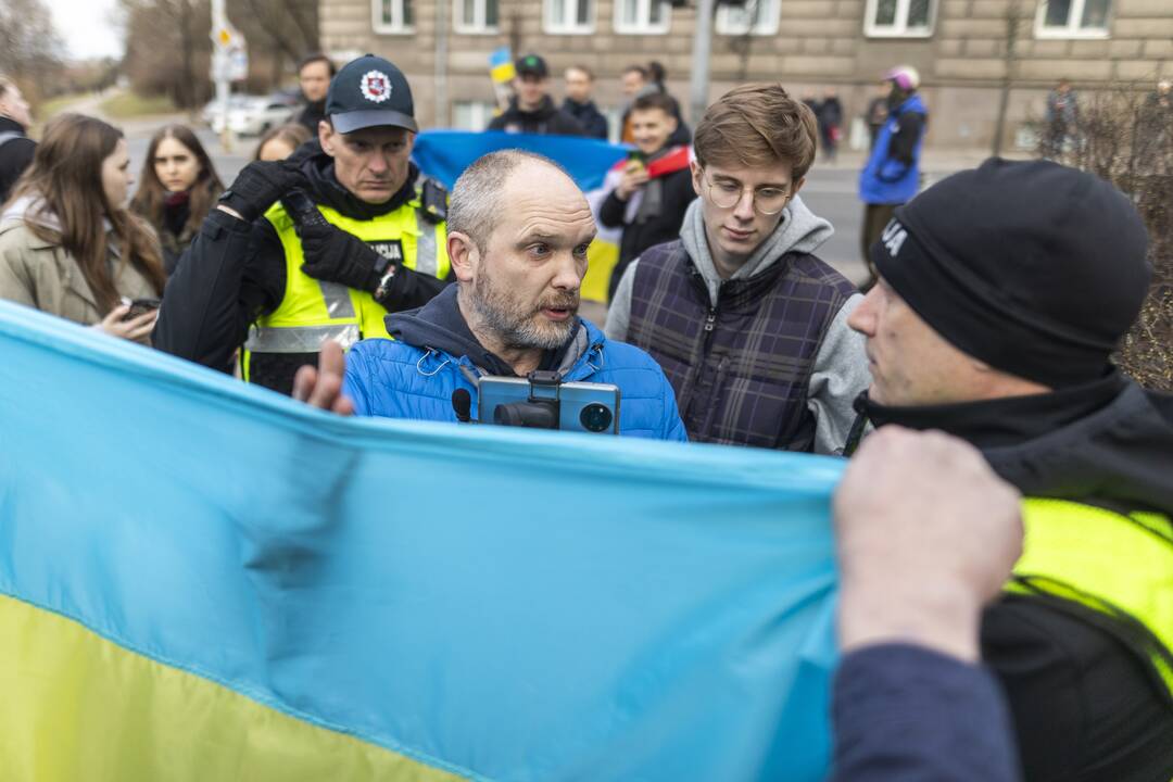 Protestas prie Vokietijos ambasados Vilniuje