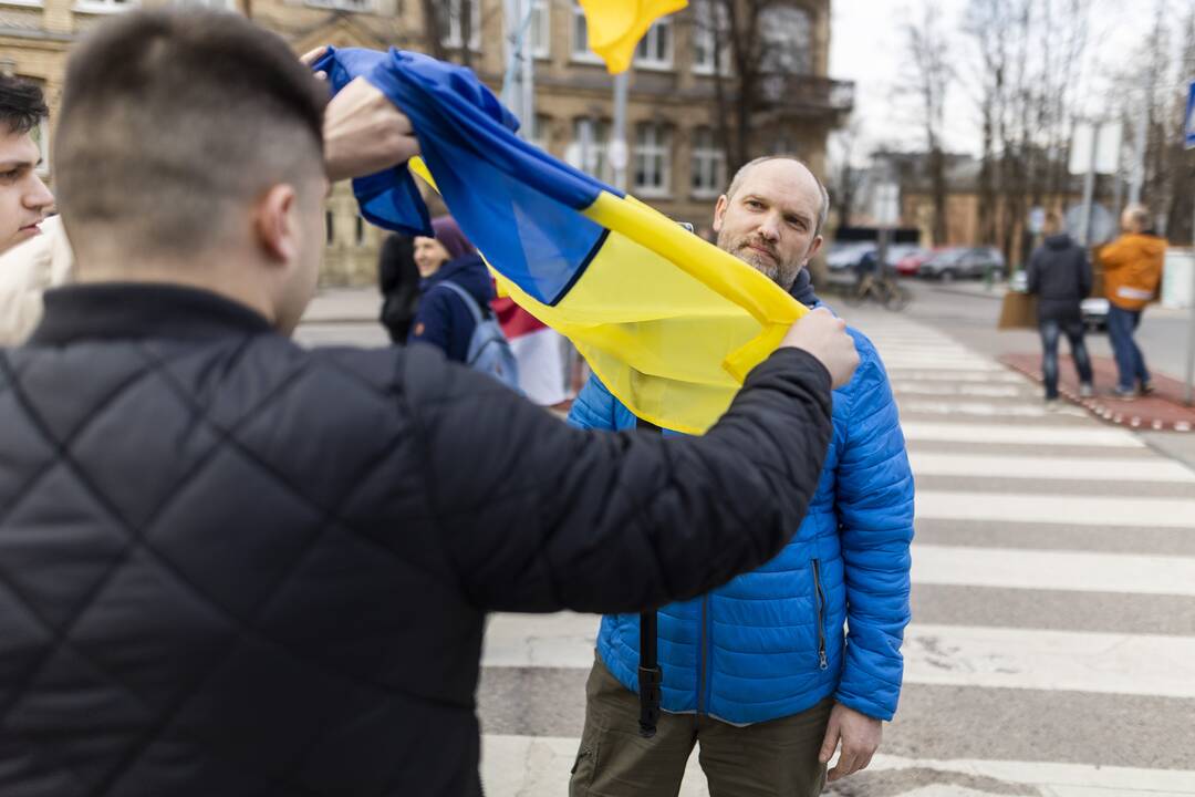 Protestas prie Vokietijos ambasados Vilniuje