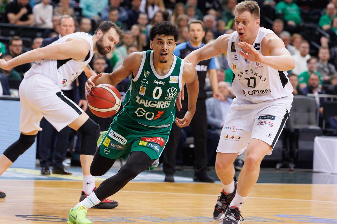 LKL ketvirtfinalis: Kauno „Žalgiris“ – Klaipėdos „Neptūnas“ 89:60