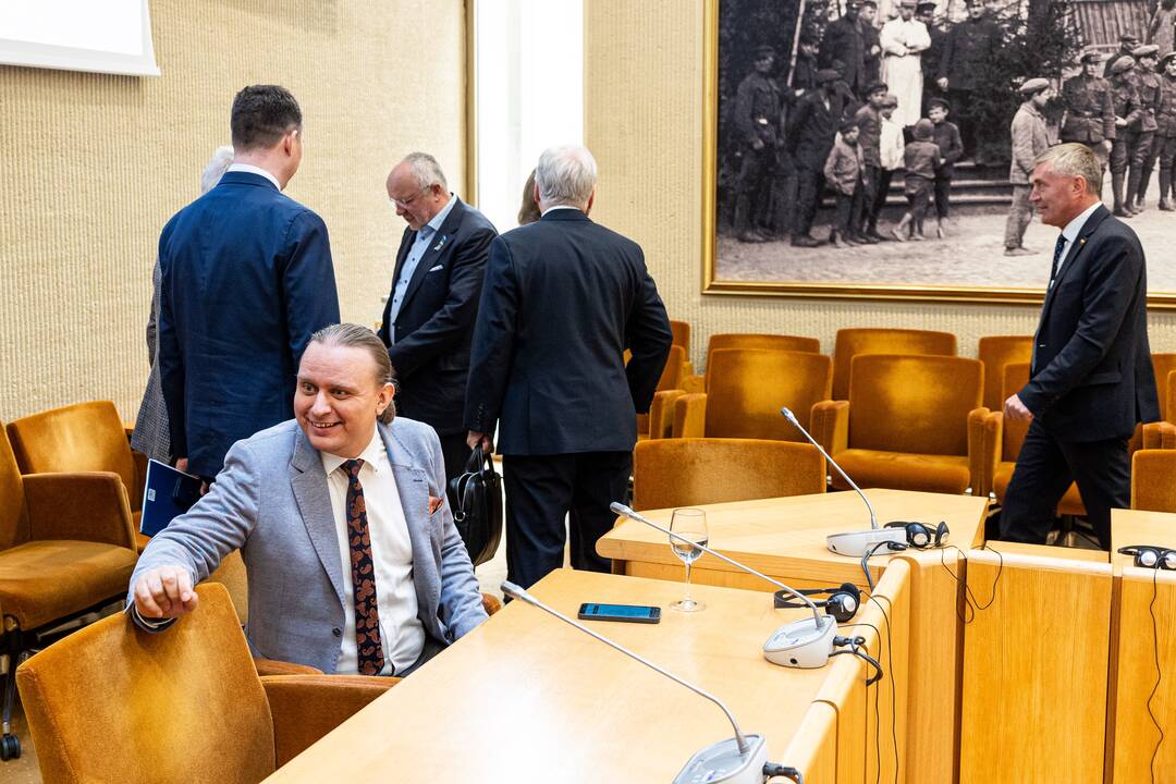 Finansų ministro Rimanto Šadžiaus susitikimas su koalicijos frakcijomis
