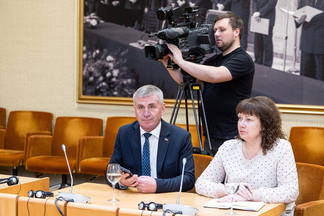 Finansų ministro Rimanto Šadžiaus susitikimas su koalicijos frakcijomis