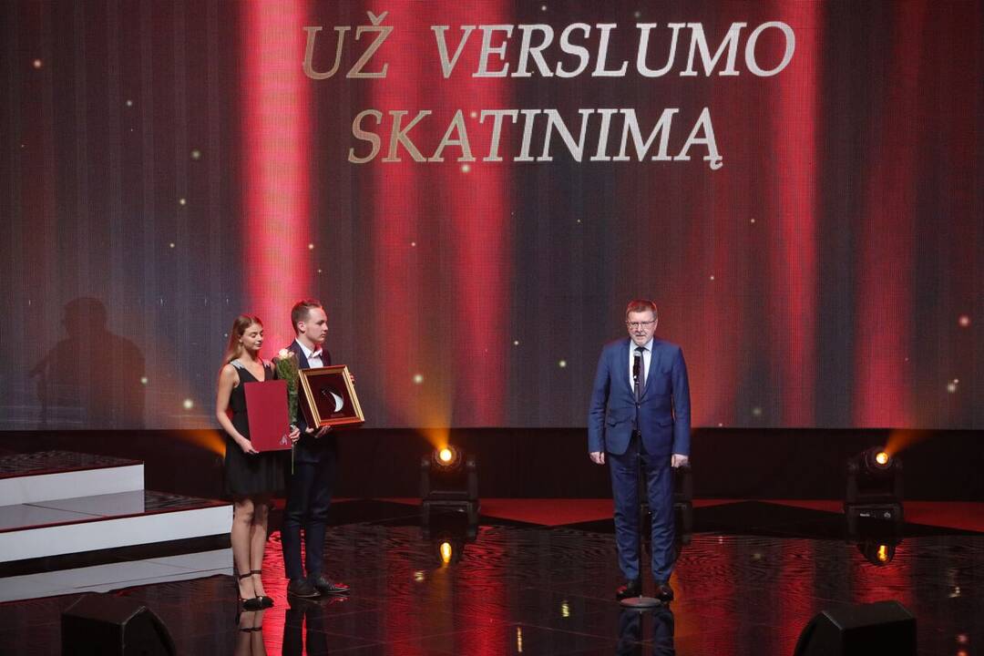 „Auksinės krivūlės“ apdovanojimai