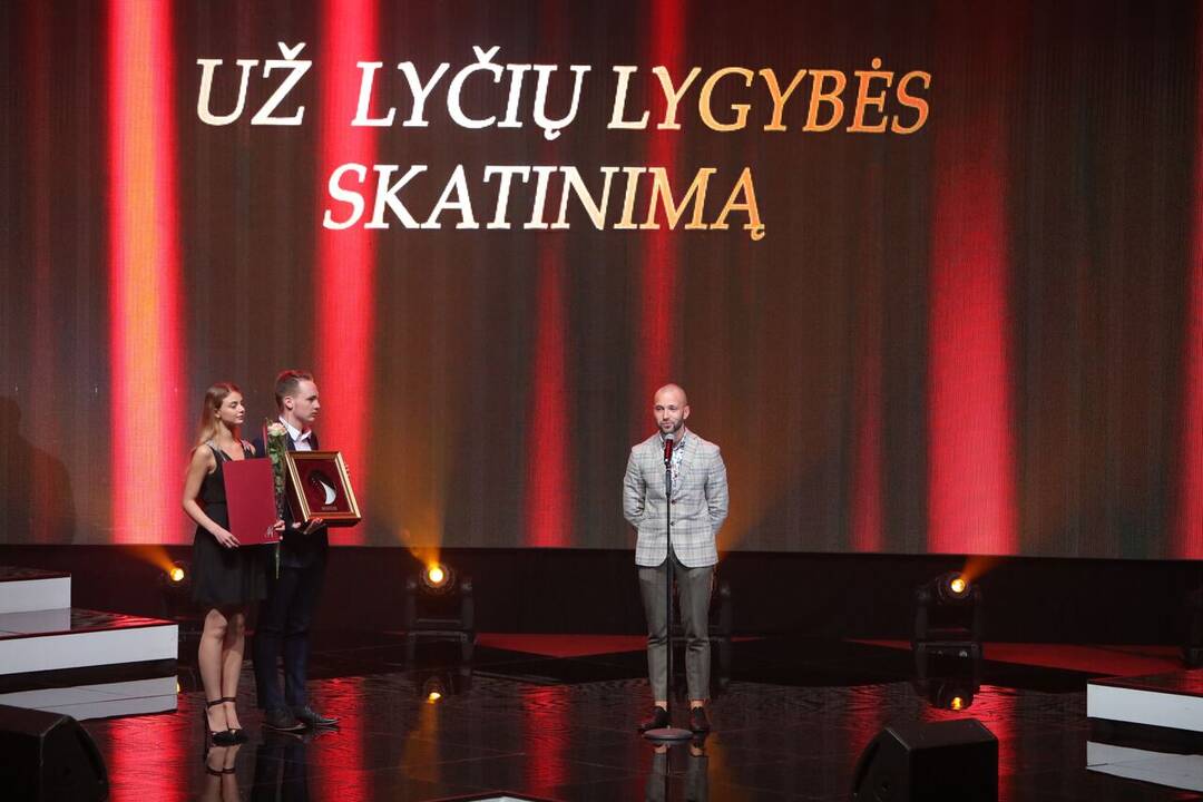 „Auksinės krivūlės“ apdovanojimai