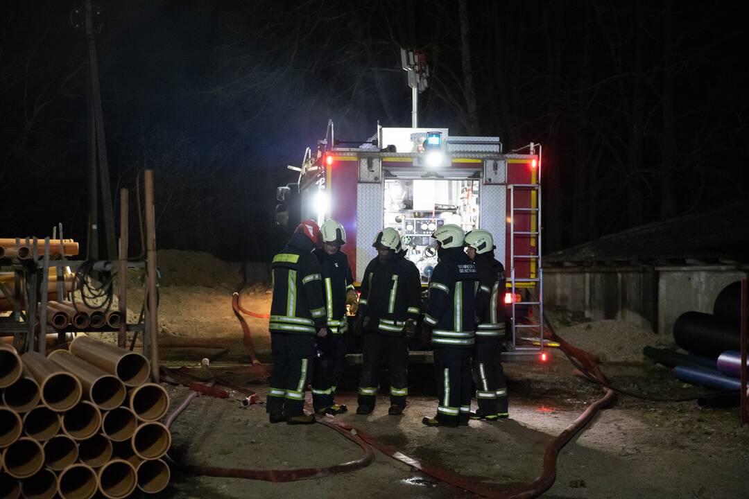 Didžiulis gaisras Vytėnų gatvėje