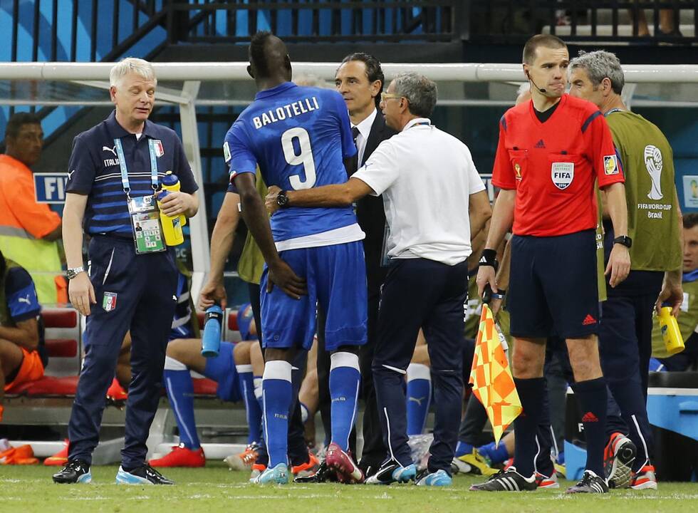 Pasaulio futbolo čempionatas: Italija - Anglija